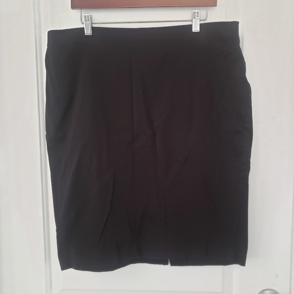 3/$20 Ashley Stewart black pencil skirt size 16